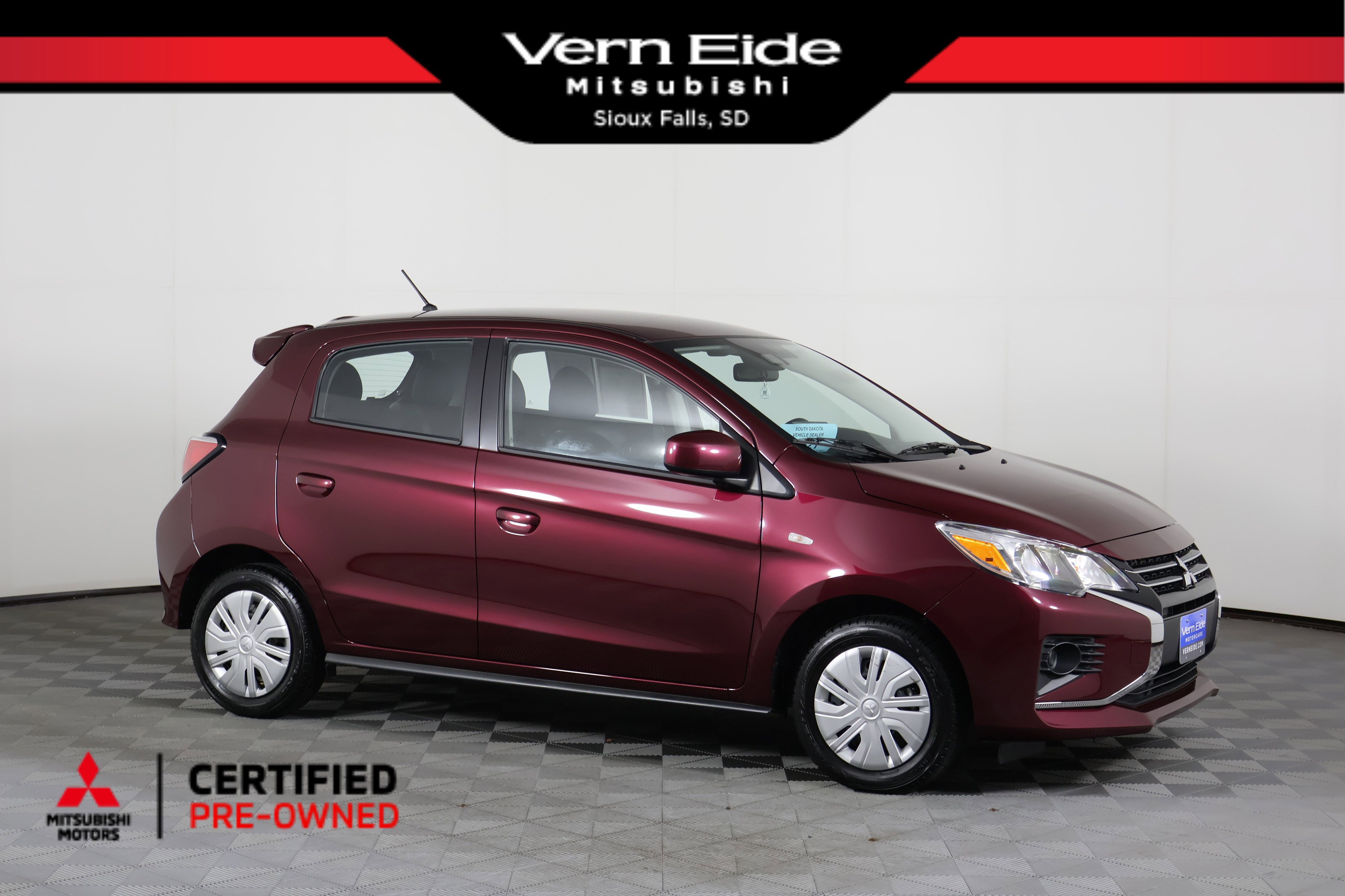 2024 Mitsubishi Mirage ES's photo