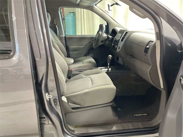 2018 Nissan Frontier SV photo 21