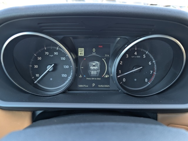 2017 Land Rover Discovery HSE Luxury photo 11