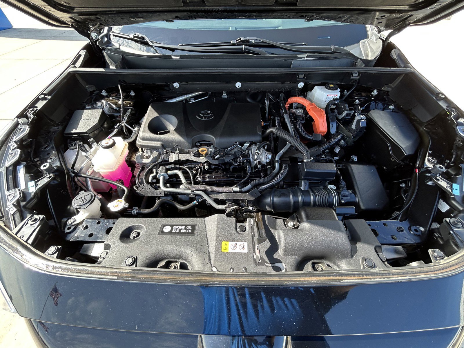 2022 Toyota RAV4 Hybrid XLE photo 20
