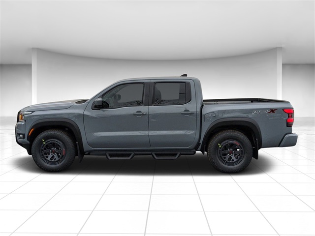 2025 Nissan Frontier PRO-X photo 2