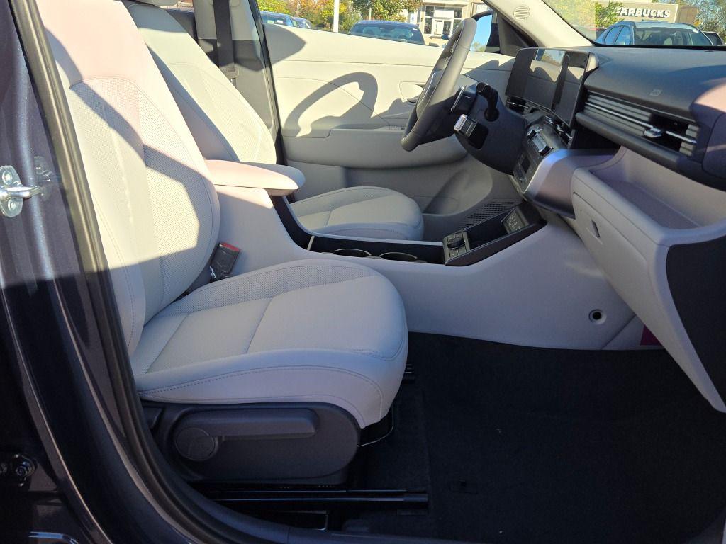 2026 Hyundai Kona Limited photo 4