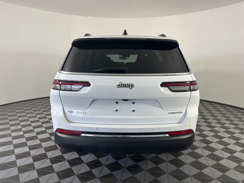 2022 Jeep Grand Cherokee Limited photo 3