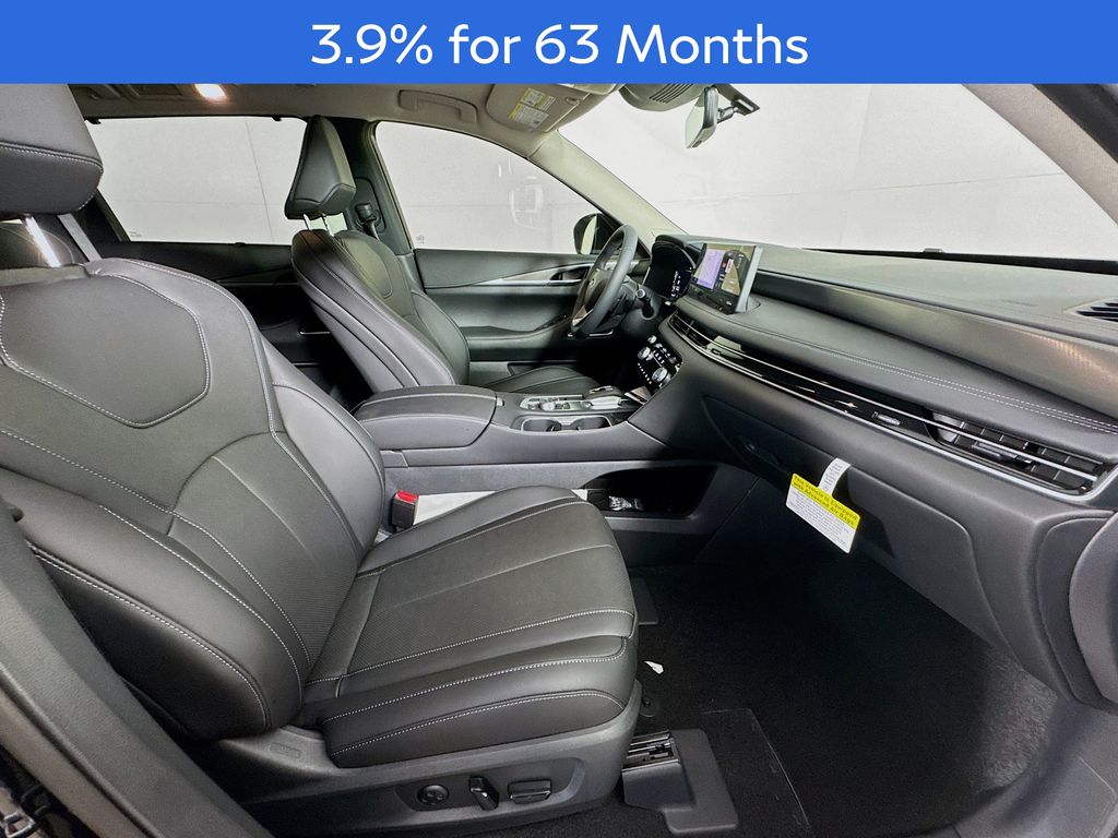 2026 Infiniti QX60 Luxe photo 33