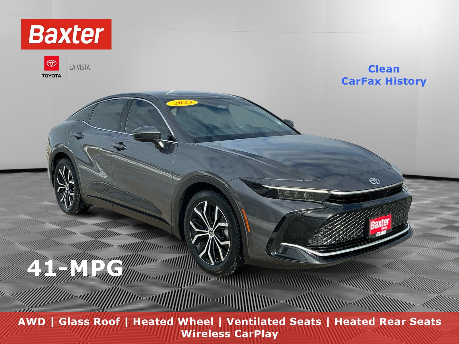 2023 Toyota Crown Limited's photo