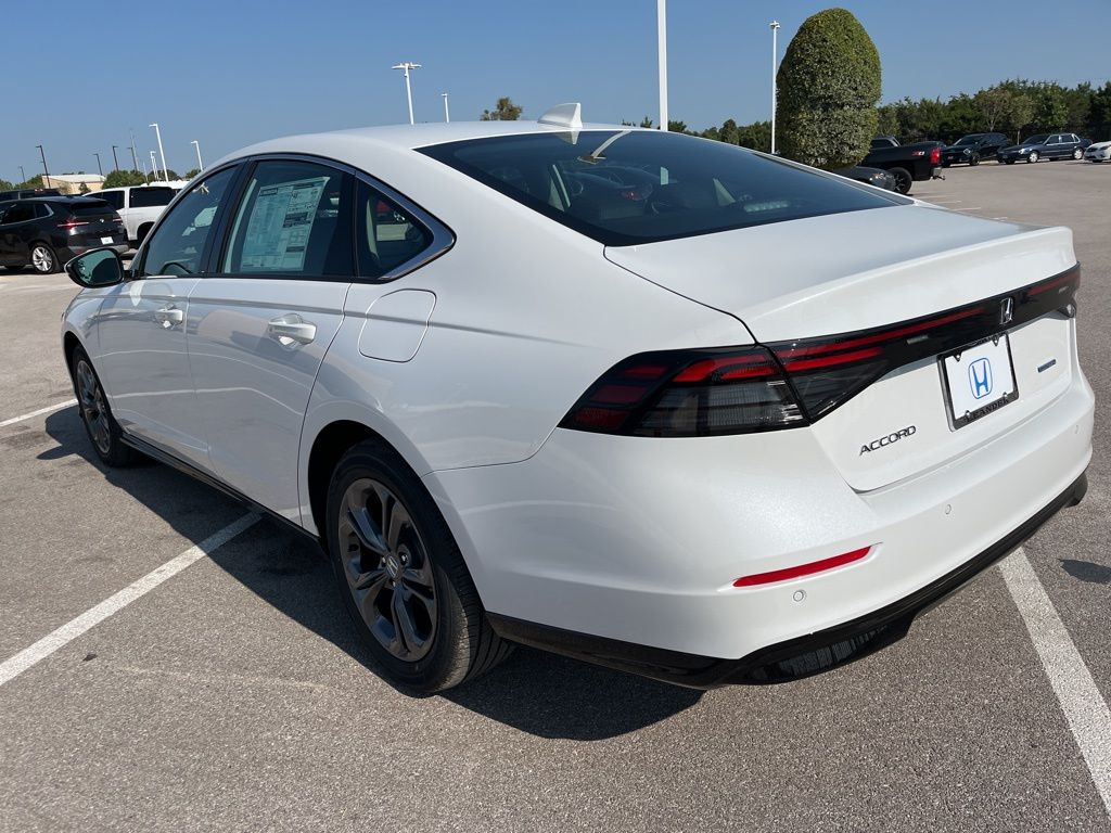2025 Honda Accord Hybrid EX-L photo 3