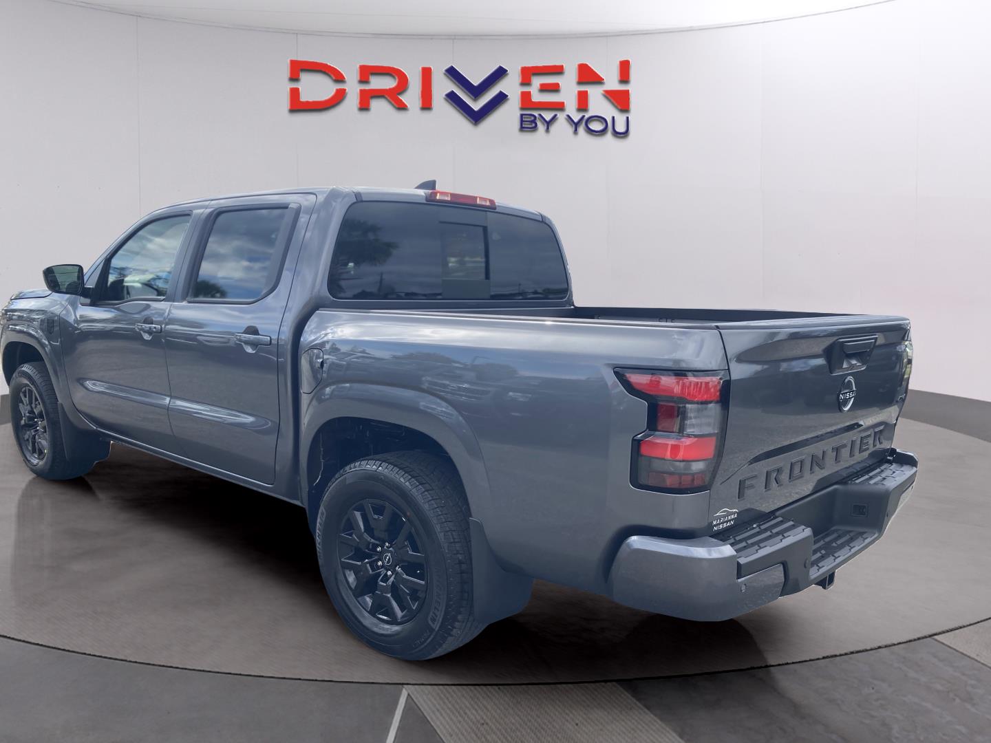 2026 Nissan Frontier SV photo 2