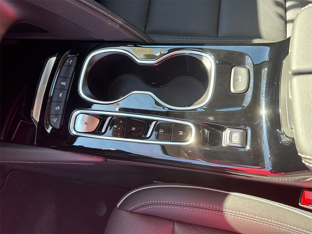 2023 Buick Envision Essence photo 23