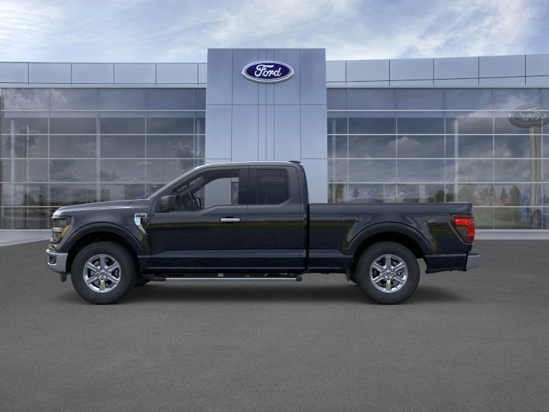 2025 Ford F-150 XLT photo 3