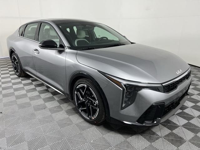 2026 Kia K4 GT-Line's photo