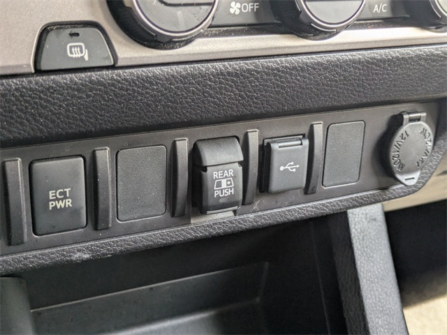 2021 Toyota Tacoma TRD Sport photo 19