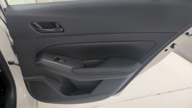 Used 2024 WHITE Nissan 2.5 SV image 28