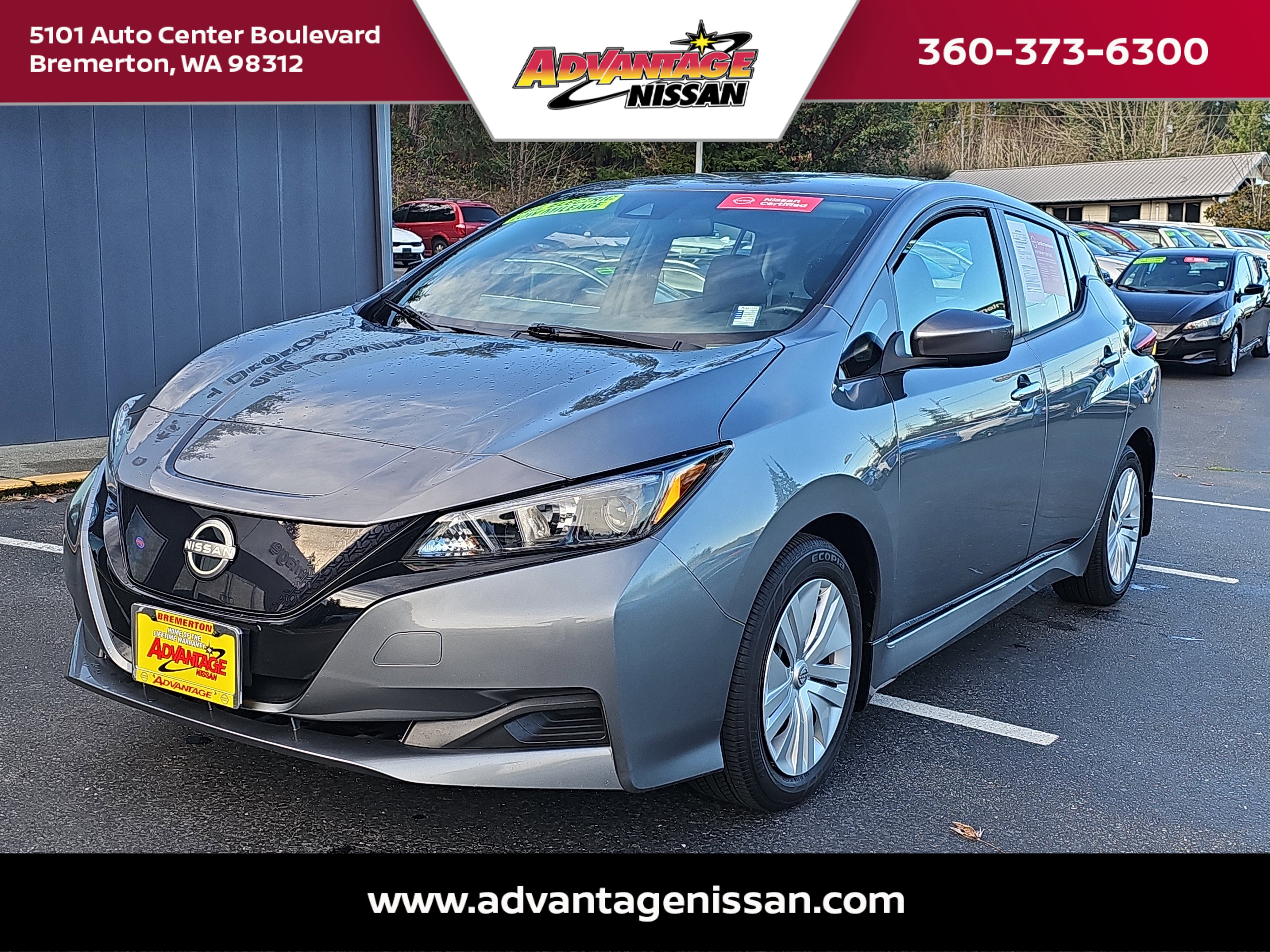 2023 Nissan Leaf S's photo