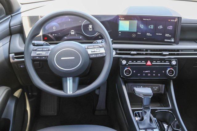 New 2026 Hyundai SEL Activity FWD image 13