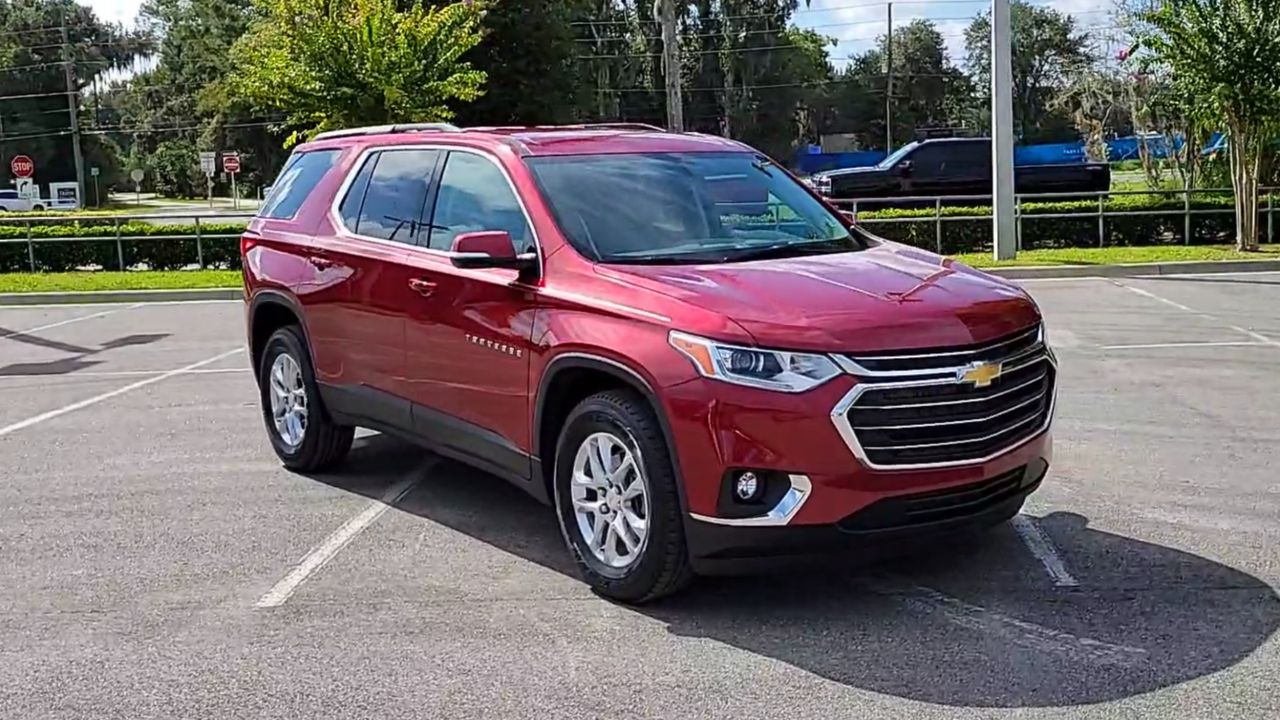 2021 Chevrolet Silverado 1500 LT Trail Boss photo 2