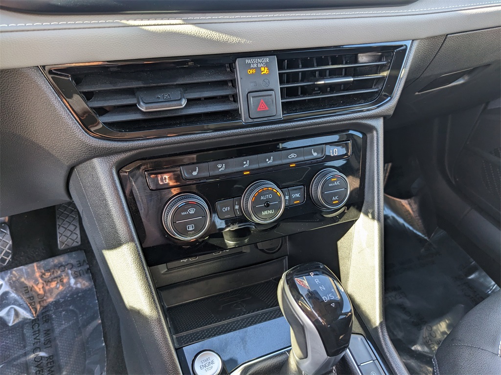 2024 Volkswagen Taos SE photo 24