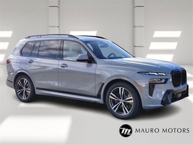 2026 BMW X7 40i's photo