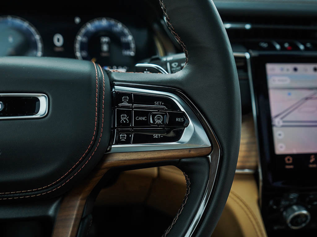 2025 Jeep Grand Cherokee L Summit photo 21