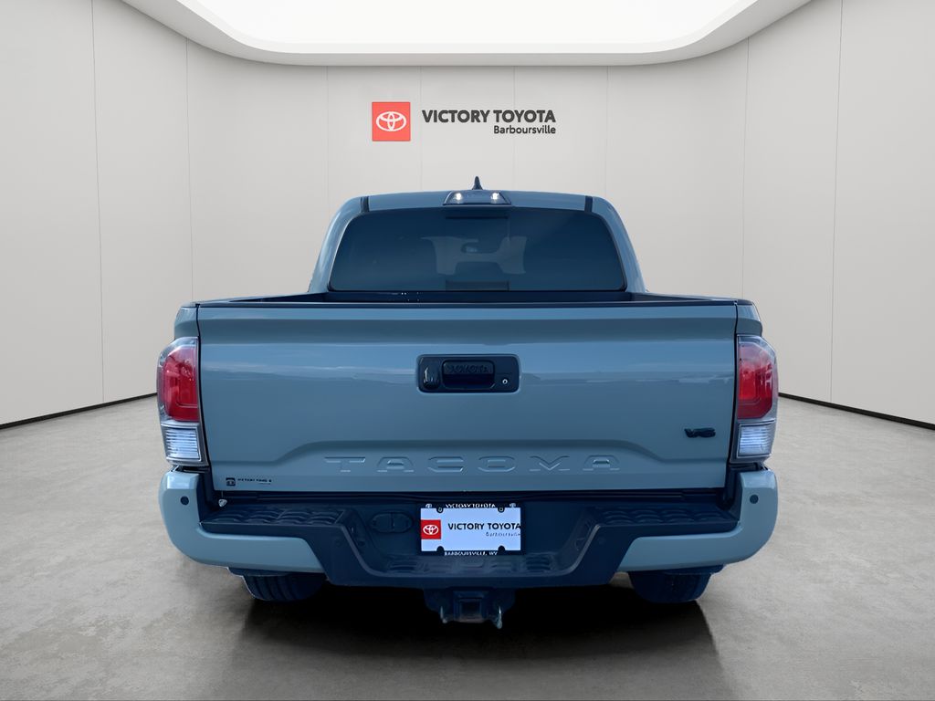 2023 Toyota Tacoma TRD Sport photo 3