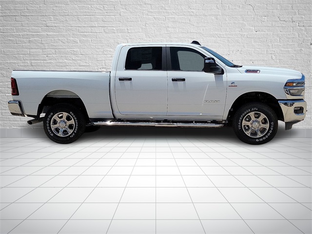 2025 Ram 2500 Big Horn photo 5