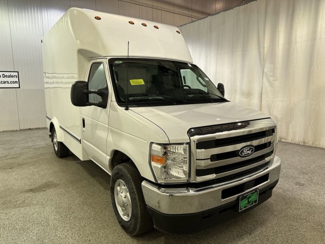 2026 Ford E-Series Cutaway 10' Unicell Body