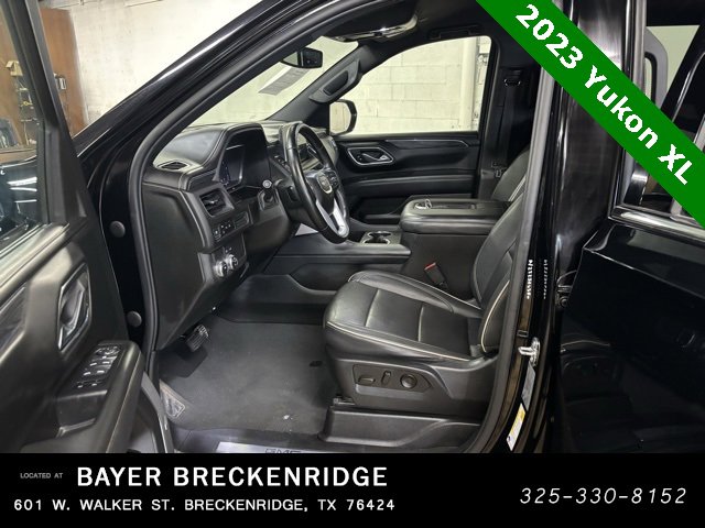 2023 Gmc Yukon XL SLT photo 4