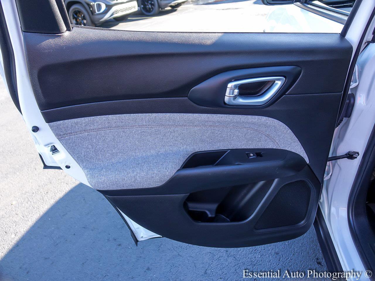 2022 JEEP COMPASS - Image 19