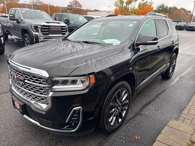 2023 Gmc Acadia Denali photo 3