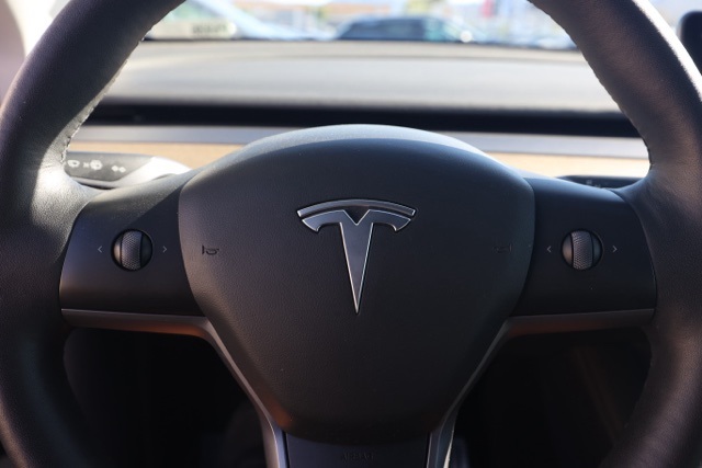 2022 Tesla Model Y Performance photo 22