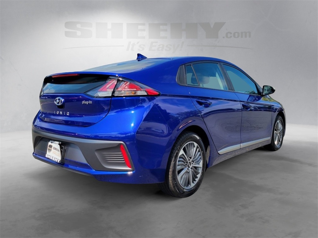 2022 Hyundai Ioniq Plug-In Hybrid SE photo 3