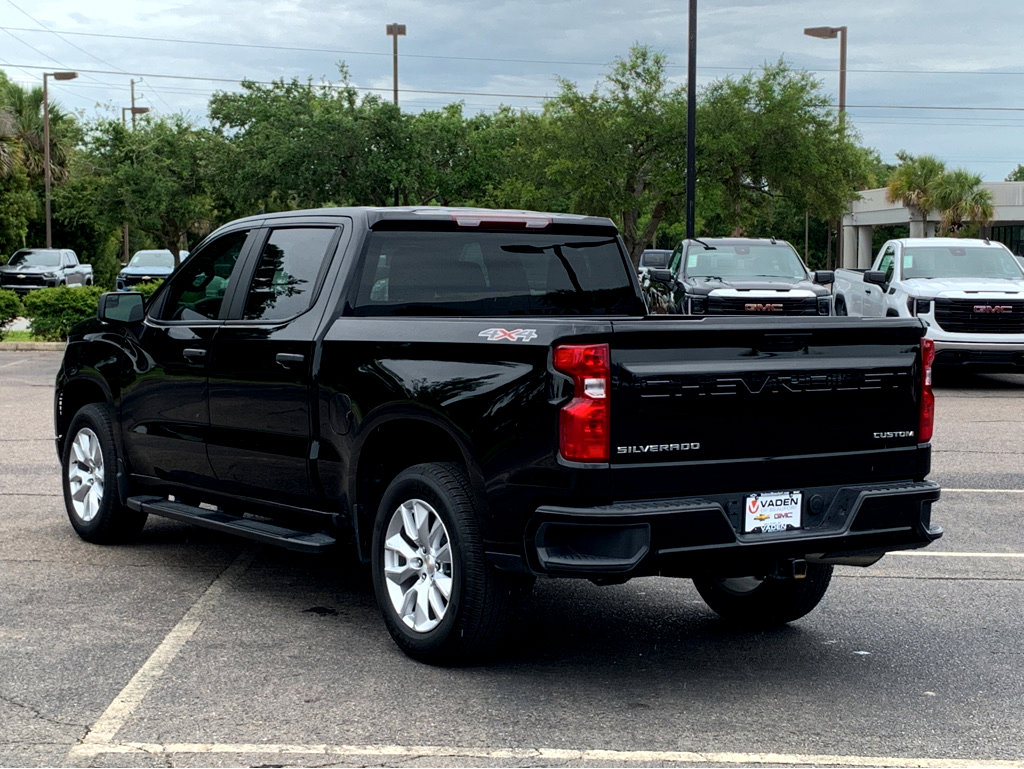 2024 Chevrolet Silverado 1500 Custom photo 25