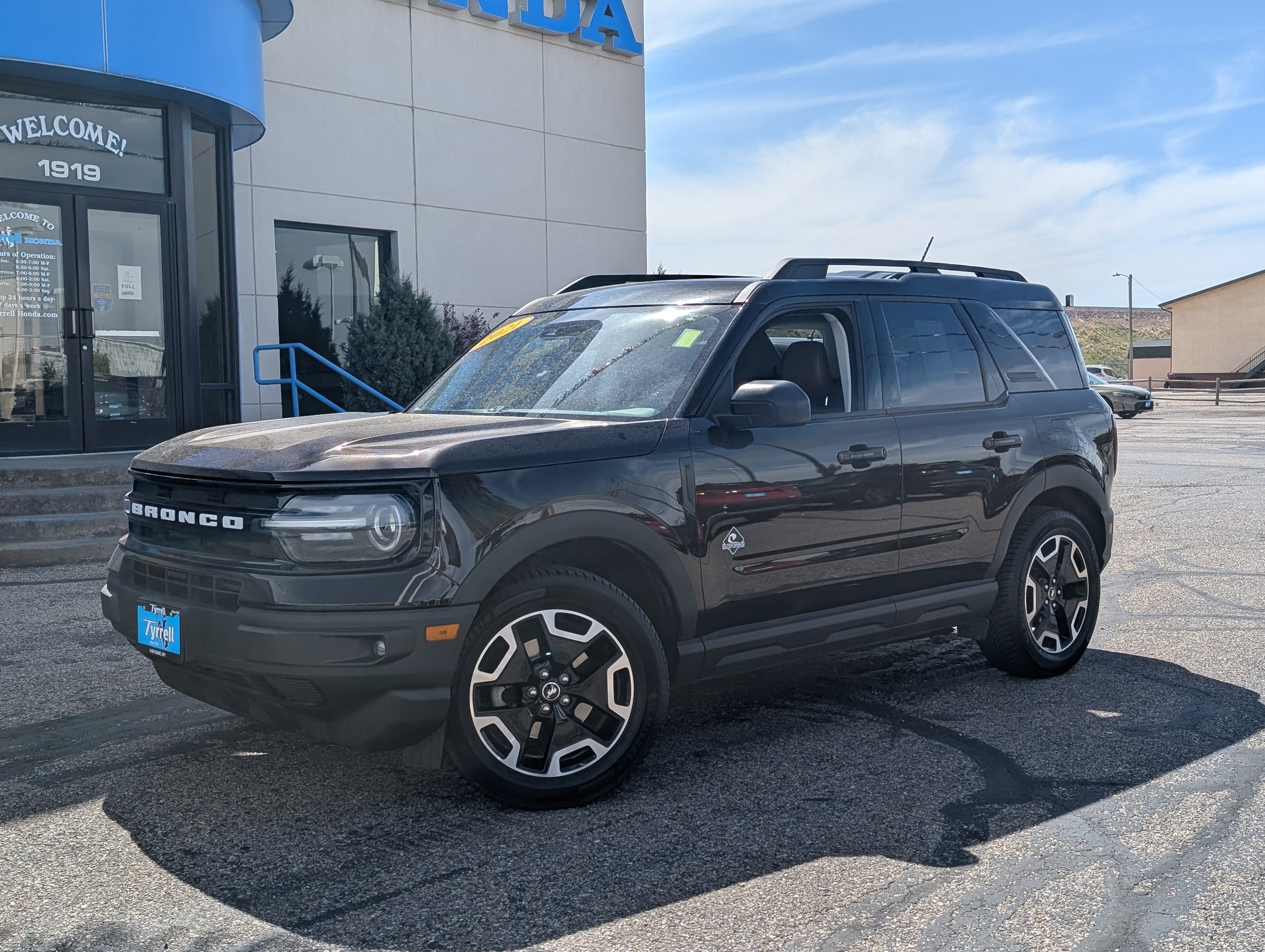 Used 2021 Shadow Black Ford Outer Banks image 1