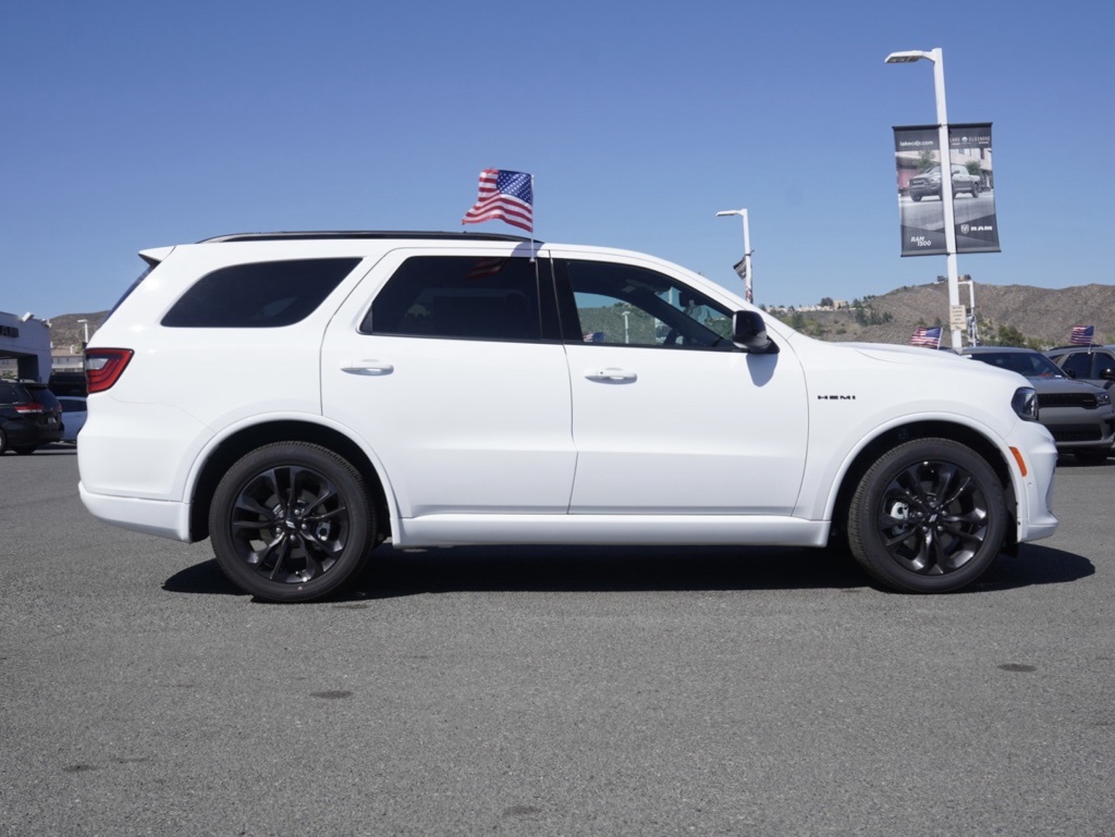 2025 Dodge Durango R/T Blacktop photo 3