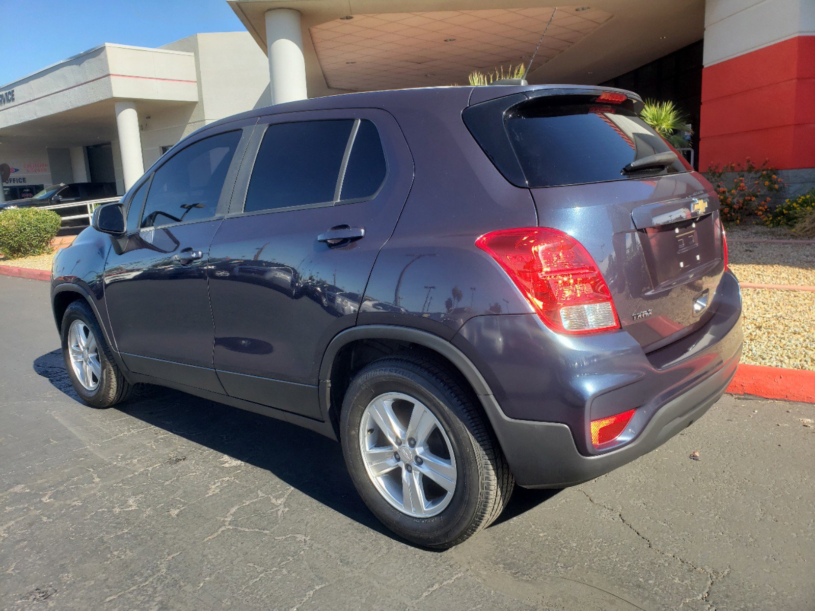 2019 Chevrolet Trax LS photo 4
