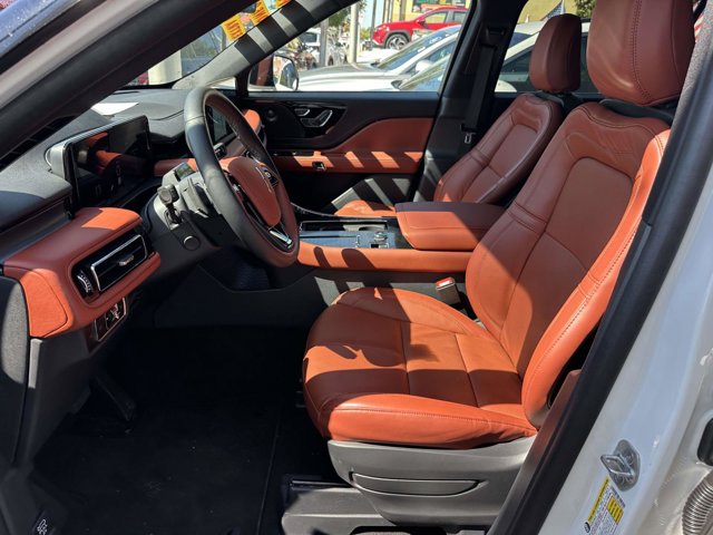 2025 Lincoln Aviator Reserve photo 10