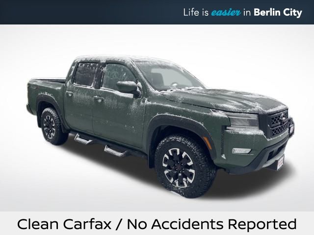 2023 Nissan Frontier PRO-4X's photo