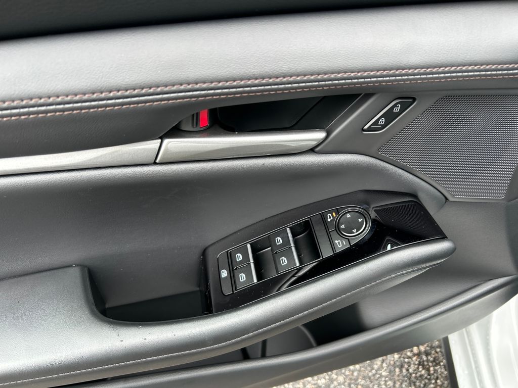 2026 Mazda Mazda3 2.5 Select Sport Base photo 12