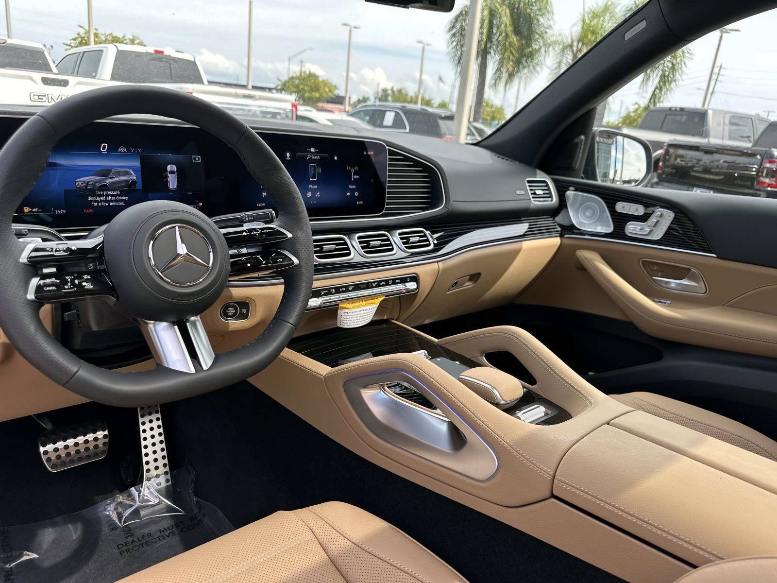 2026 Mercedes Benz GLS 450 4MATIC photo 10