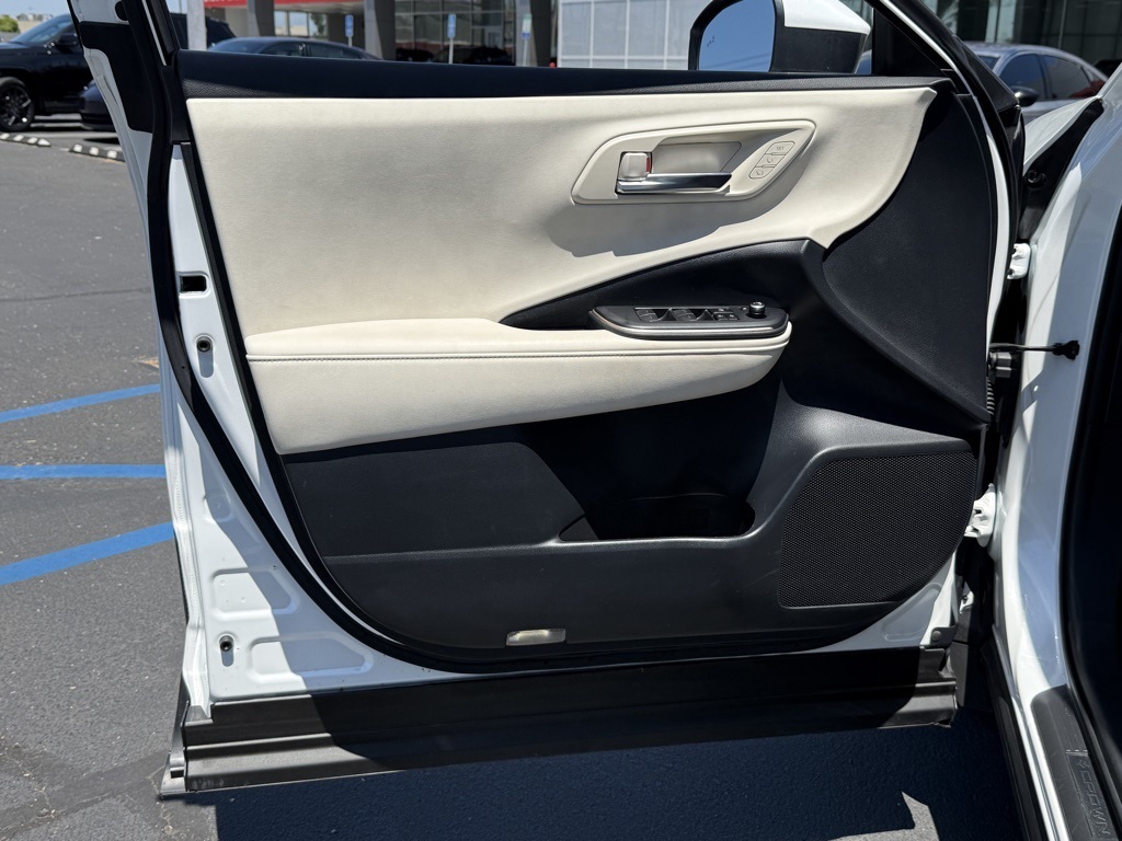 2023 Toyota Crown Limited photo 16