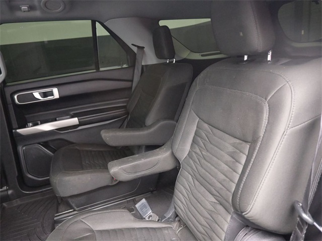 2021 Ford Explorer XLT photo 12