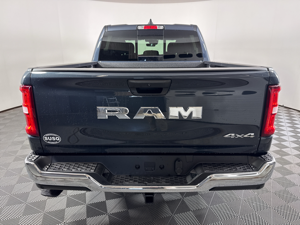 2025 Ram 1500 Tradesman photo 13