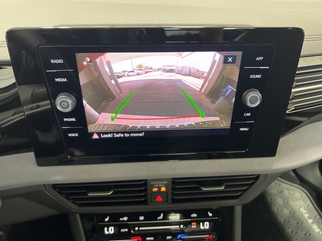 2025 Volkswagen Jetta 1.5T SE photo 19