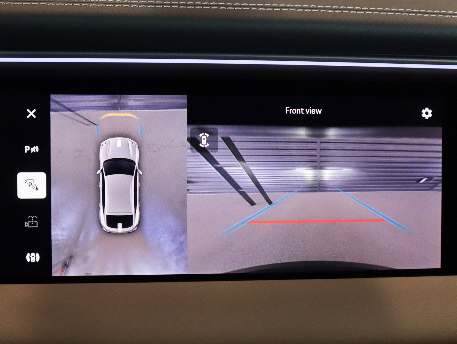 2025 Porsche Macan Electric photo 20