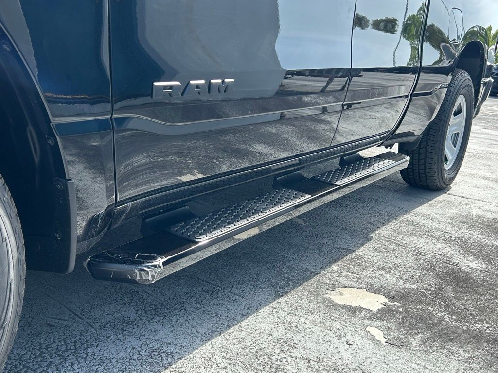 2025 Ram 1500 Tradesman photo 15