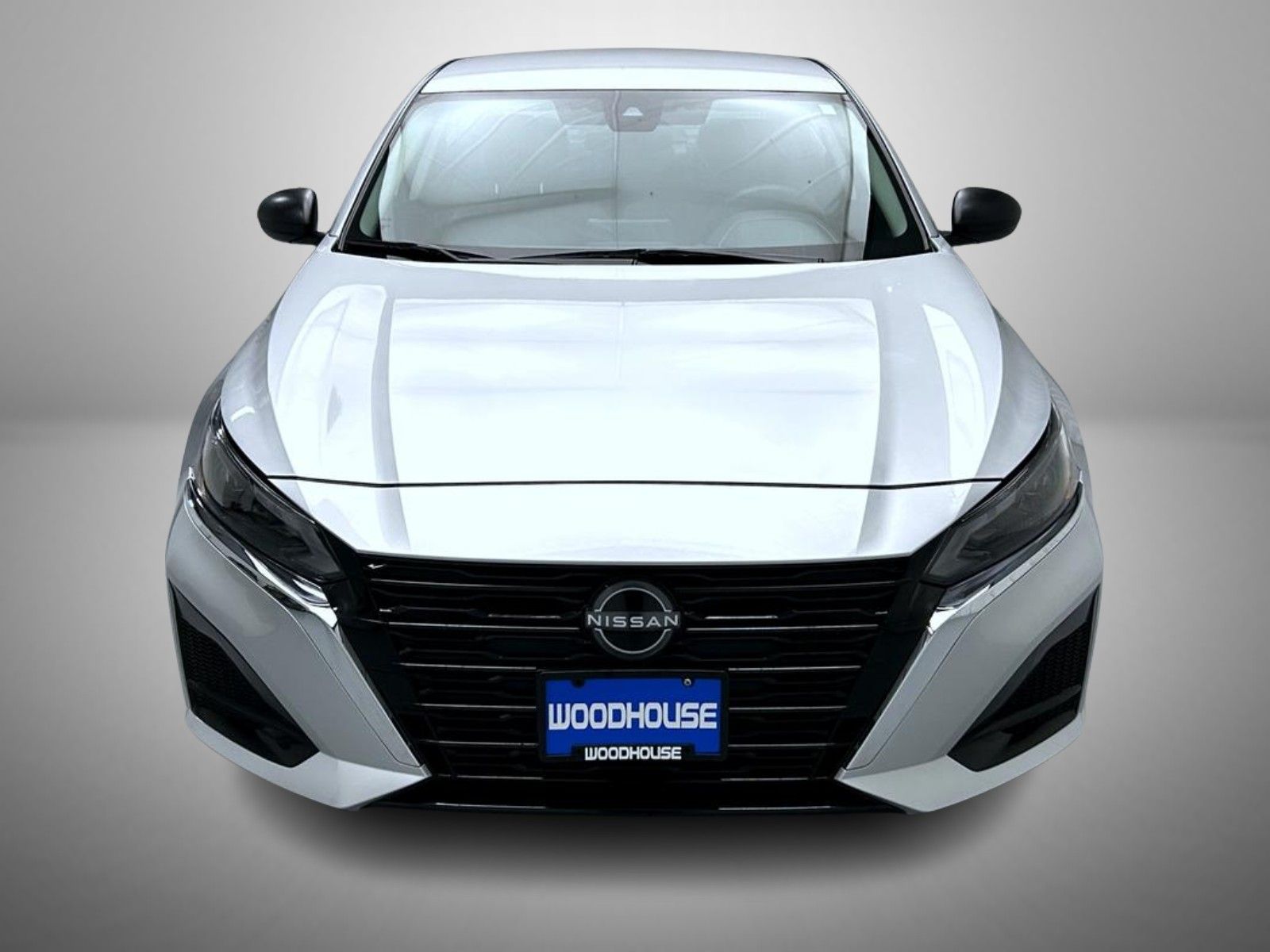 2024 Nissan Altima 2.5 SV photo 2