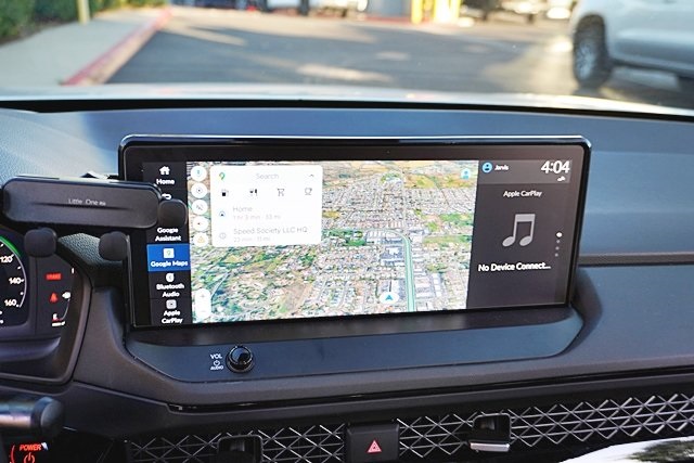 Used 2024 White Honda Touring image 25