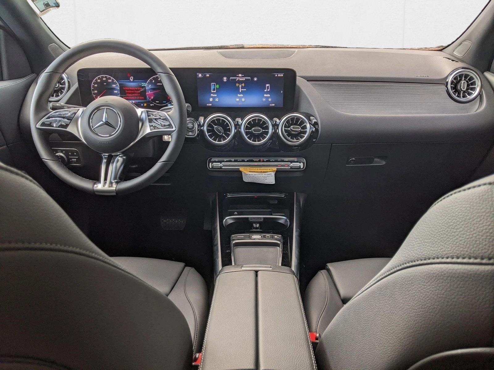 2026 Mercedes Benz GLA 250 4MATIC photo 14