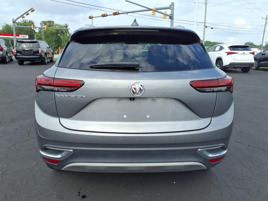 2022 Buick Envision Essence photo 3