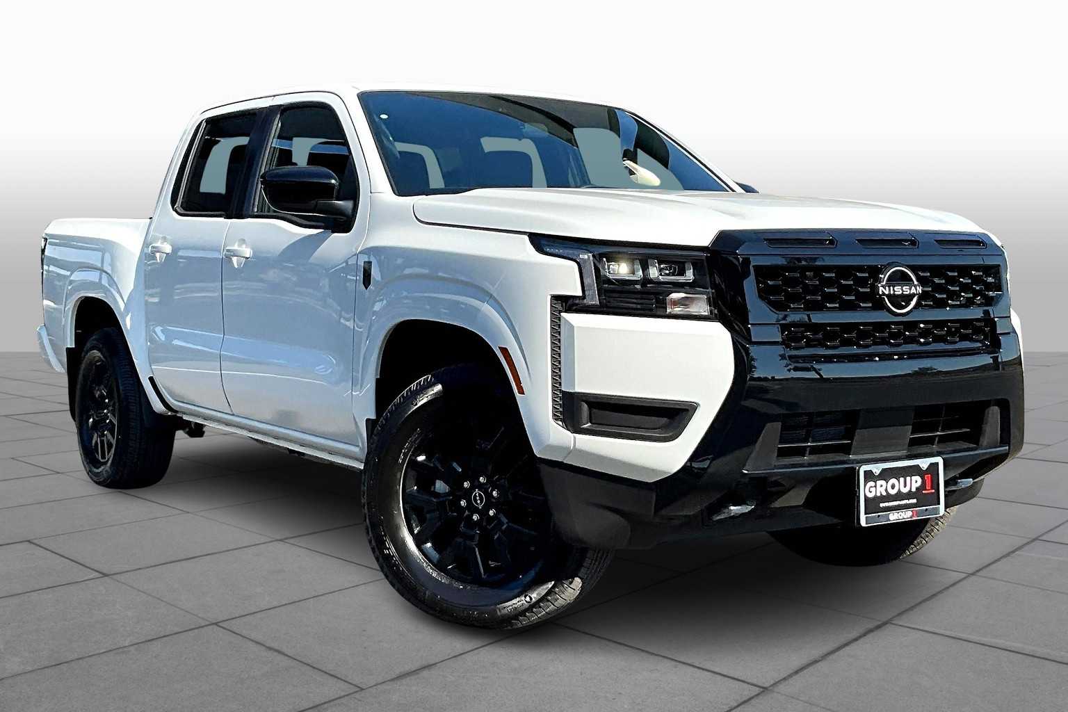 2026 Nissan Frontier SV photo 2