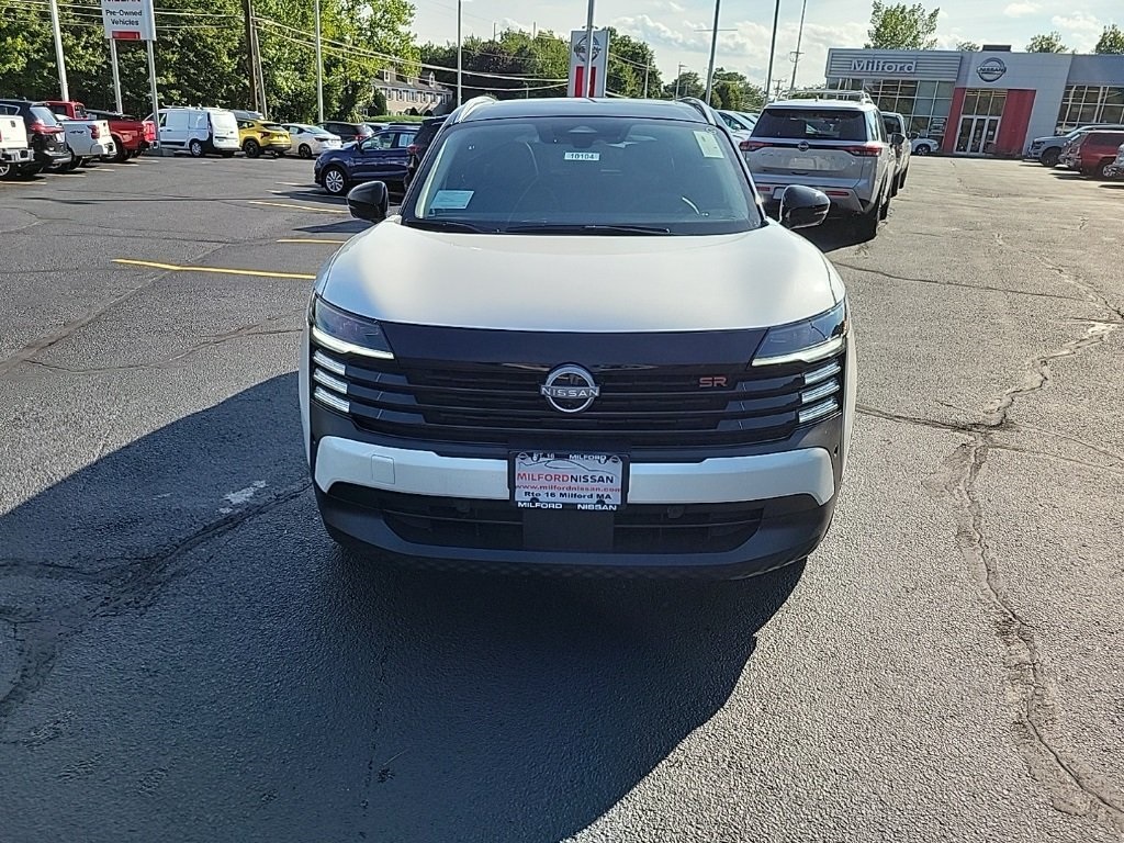 2026 Nissan Kicks SR photo 7